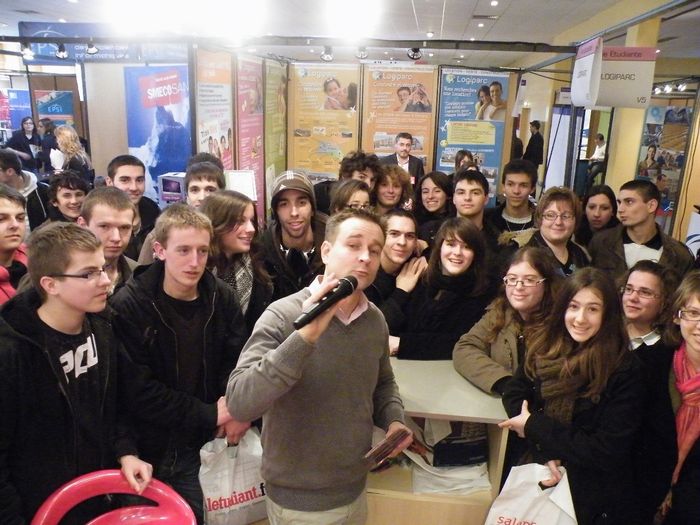 Animateur événement Salon de l'Etudiant, tournée sur Toute la France, ici à Poitiers en 2009