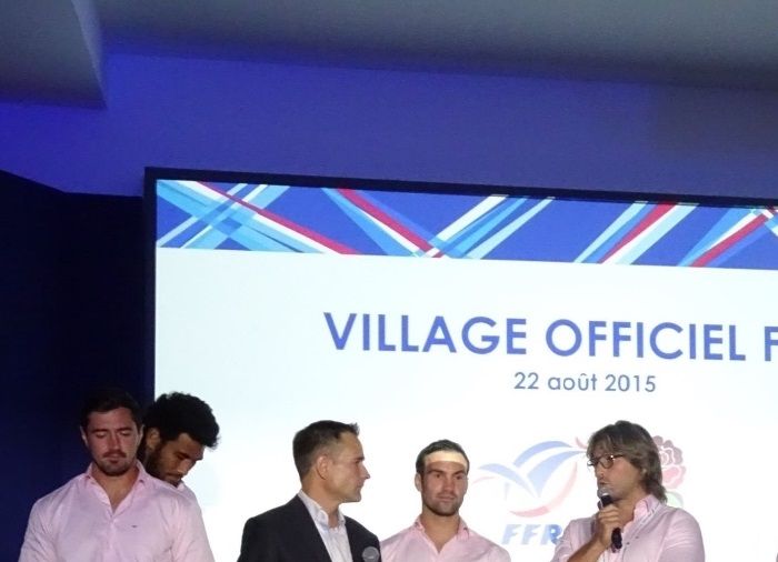 Animateur événementiel match Prépa Coupe du Monde France - Angleterre avec un grand nombre de joueurs du XV de France 
Ma première animation au Village Officiel pour la FFR au Stade de France samedi 22 août 2015