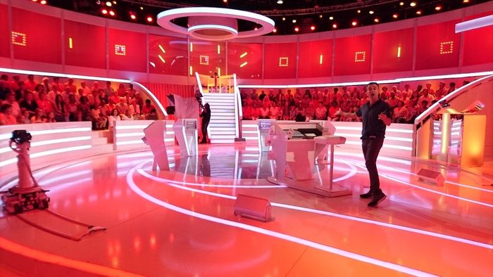 Chauffeur de Salle pour Les 12 Coups de Midi sur TF1 depuis sa première diffusion le lundi 28 juin 2010, émission orchestrée par Jean-Luc Reichmann rentrée 2016