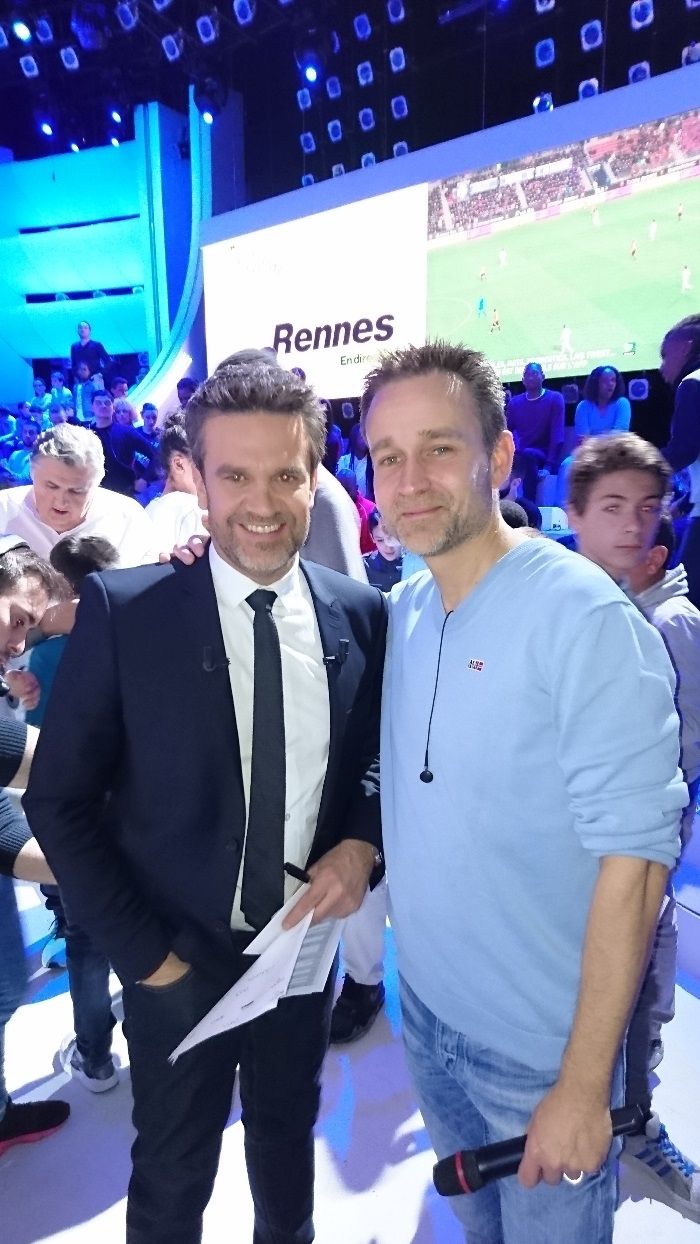 Chauffeur de Salle du Canal Football Club sur Canal + présenté par Hervé Mathoux depuis le 31 août 2008
