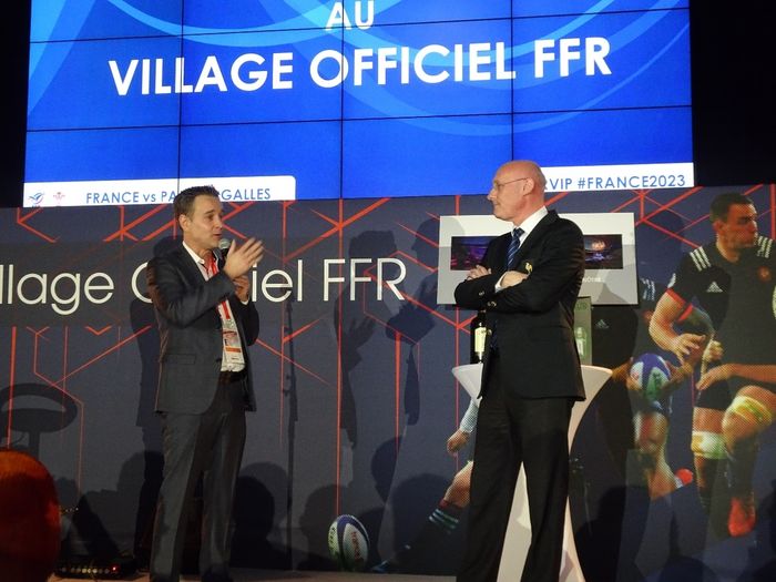 Animateur événement avec Bernard Laporte Président de la FFR au Tournoi des 6 Nations au Village Officiel Match France-Pays de Galles samedi 18 mars 2017 au Stade de France